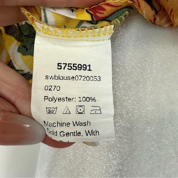 SHEIN Yellow Floral - Hibiscus - Lightweight Blouse - Size Large - Picture 5 of 5